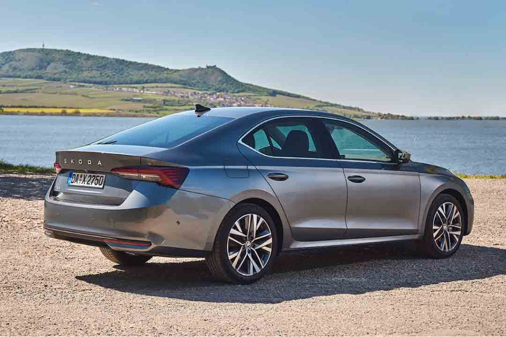 سكودا أوكتافيا تؤكد مكانتها كسيارة عائلية عملية في السوق المغربي