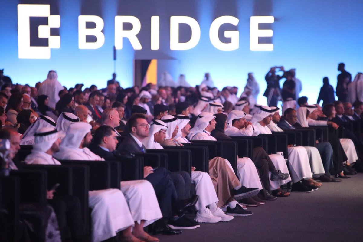 قمة “بريدج” تنطلق بأبوظبي بمشاركة المغرب في أكبر تجمع عالمي للإعلام والمحتوى