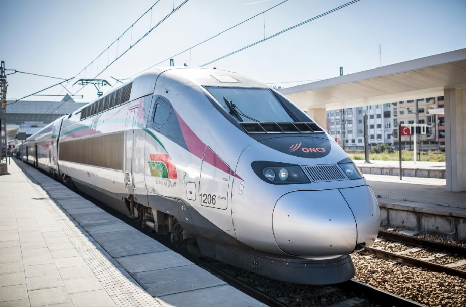 مكتب الخليع يخطط لشراء 100 قطار جديد خلال 10 سنوات المقبلة