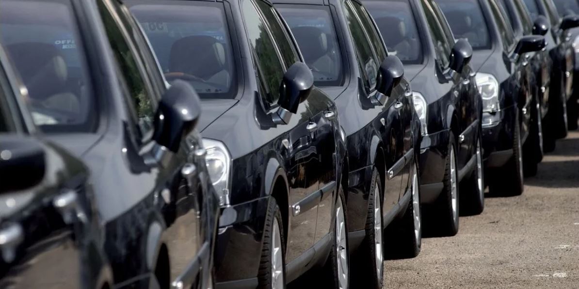 مبيعات السيارات تهوي بأزيد من 12 %