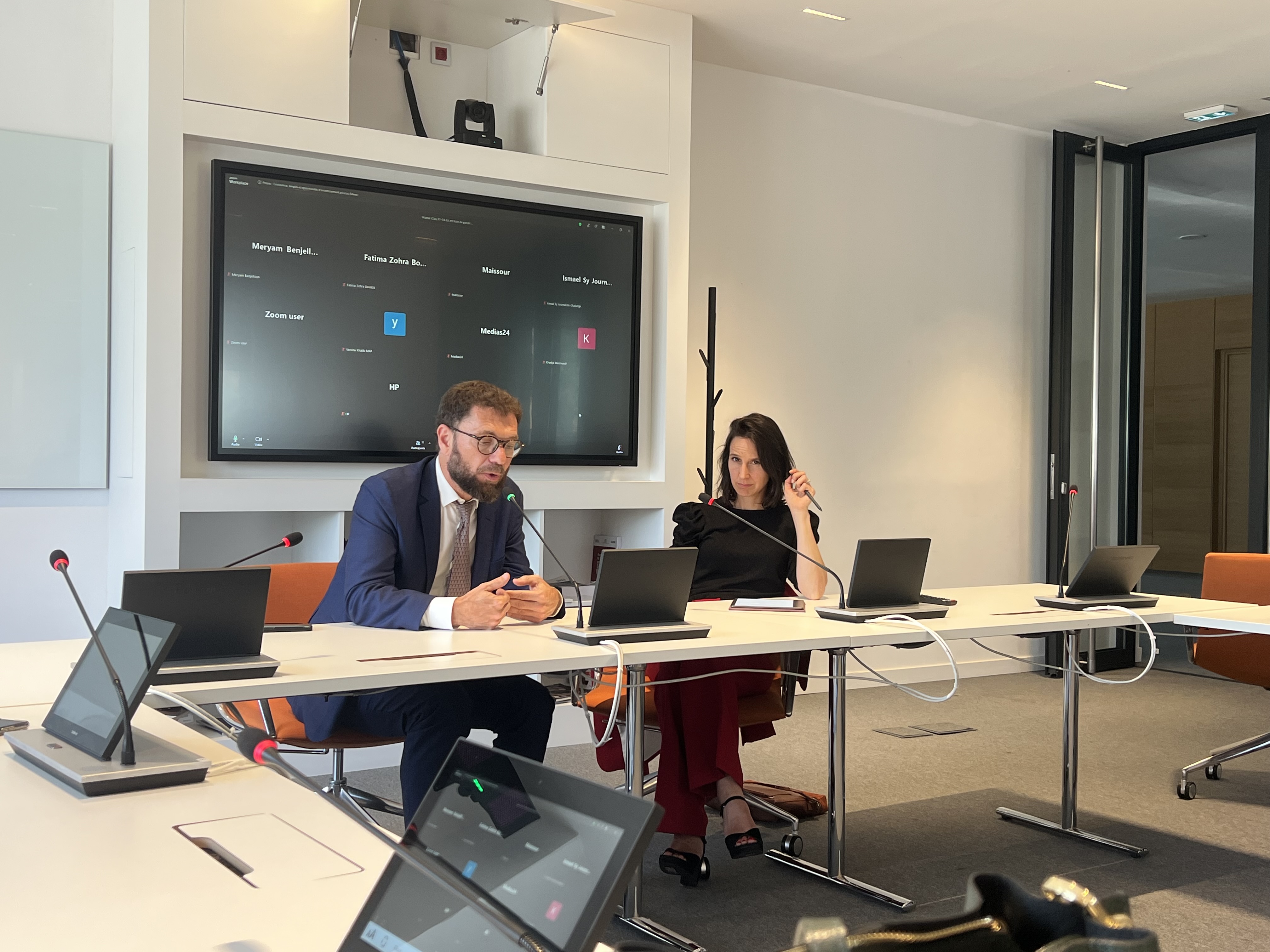 البنك الدولي يرسم خارطة طريق لإحداث 1.7 مليون منصب شغل بالمغرب