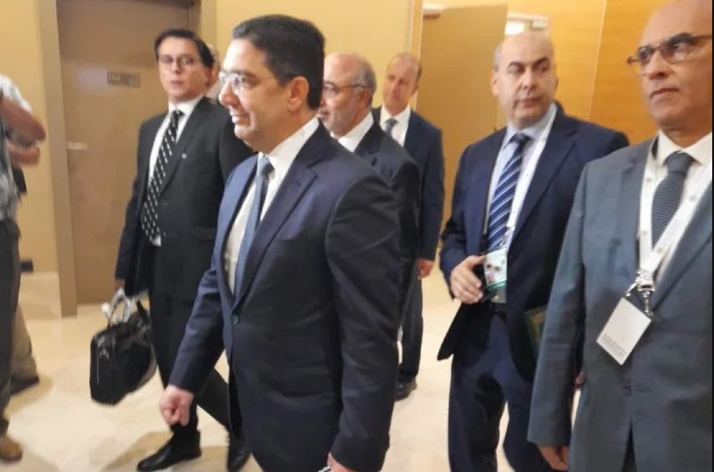 بوريطة: الملك لن يحضر القمة العربية لاعتبارات إقليمية