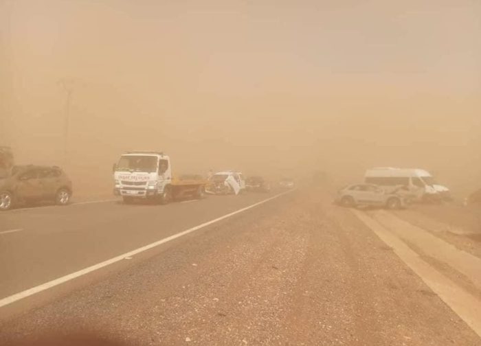 بسبب العاصفة.. "الطرق السيارة" تحذر مستعملي طريق فأس-وجدة