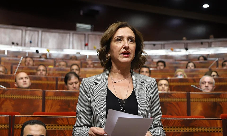 عمور: السياحة جلبت مداخيل بـ88 مليار من العملة الصعبة